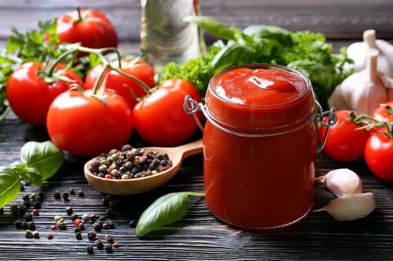تصویر 1 از رب گوجه فرنگی فله گزینه ای اقتصادی برای مصرف بالا در آشپزخانه های صنعتی و عمده